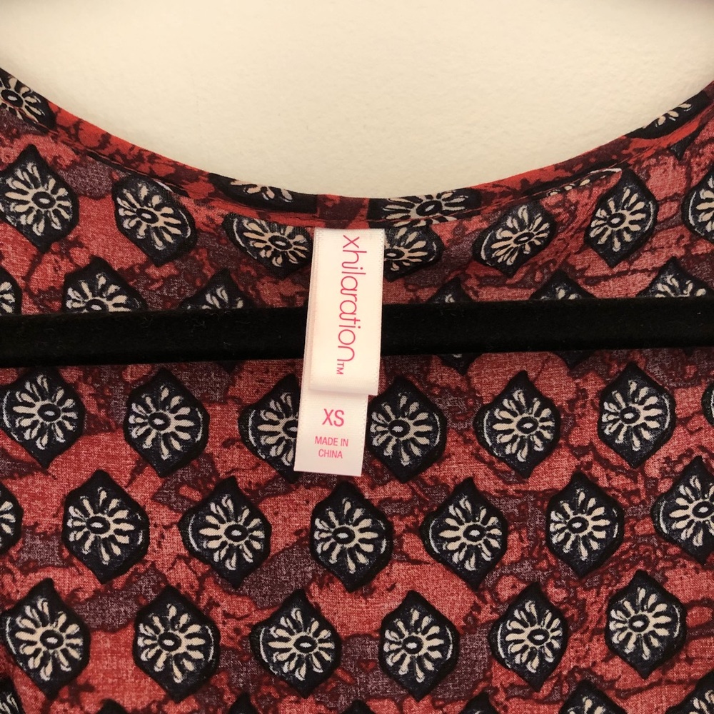 Dark red patterned romper - Picture 4 of 4